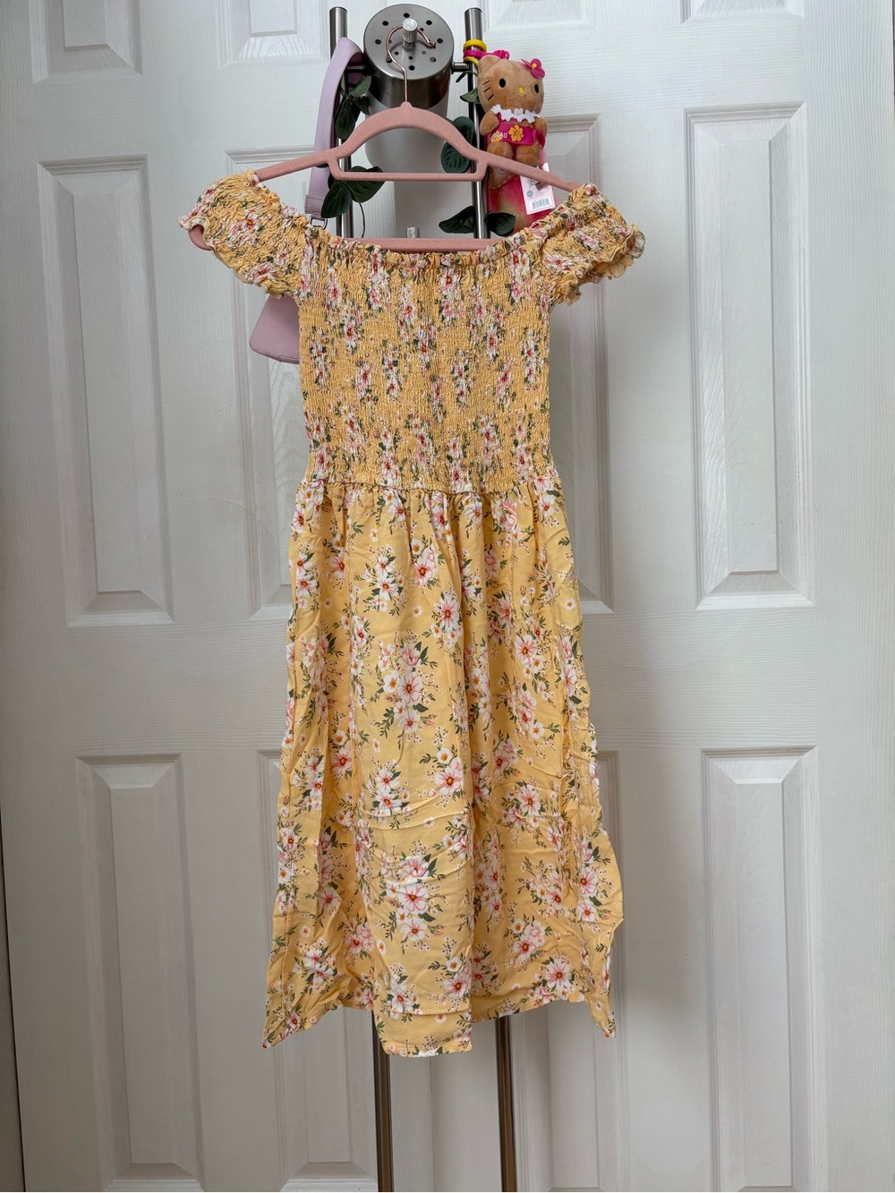 Women’s Yellow Floral Smocked Off-Shoulder Dress